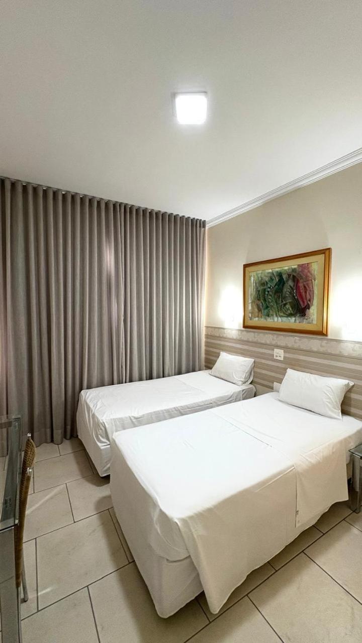 Hotel Del Rey Curitiba By Poty - Na Famosa Rua XV De Novembro Exteriör bild